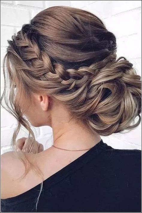 Check spelling or type a new query. 10 Pretty Easy Prom Hairstyles for Long Hair - Prom Long ...