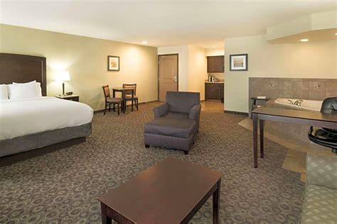 La Quinta Inn And Suites By Wyndham Las Vegas Airport South