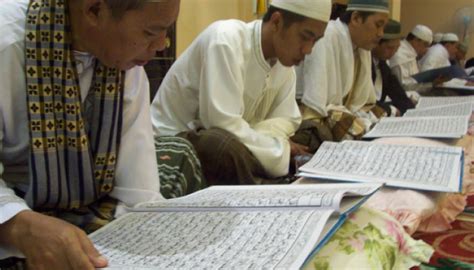 Keistimewaan Orang Yang Istiqomah Membaca Al Qur An