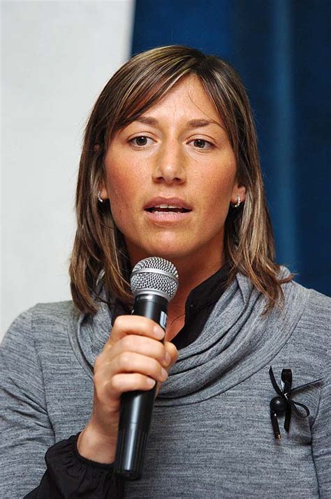 Sara simeoni è stata, forse insieme alla nuotatrice novella calli. UN SALTO NEL SUCCESSO, con SARA SIMEONI - Panathlon Forlì