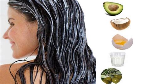 A couple of vitamin e gel capsules. How to maintain curly hair naturally all day - 10 useful tips