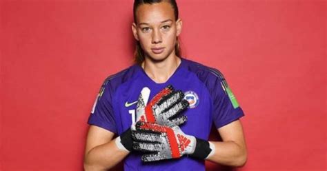 Find the latest christiane endler news, stats, transfer rumours, photos, titles, clubs, goals scored this season and more. Christiane Endler es elegida en el equipo ideal de la ...