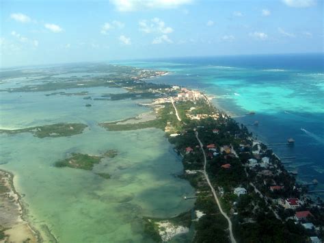 Fileambergris Caye Belize Wikimedia Commons