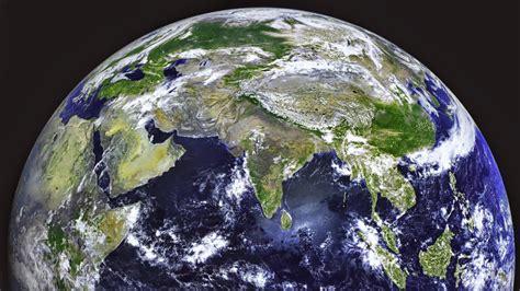 La variedad de sus áreas geográficas y sus climas, hace que prácticamente cada región tenga sus propias. Planeta Tierra Desde El Espacio | Earth Blog