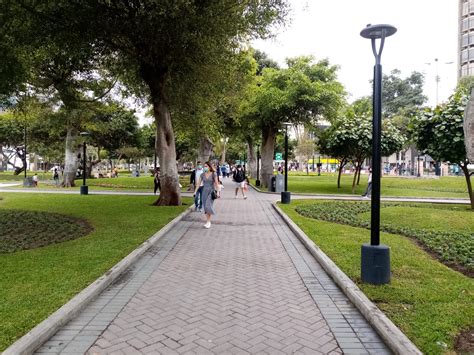 Remozado Parque 7 De Junio De Miraflores Fue Reabierto Al Público Para