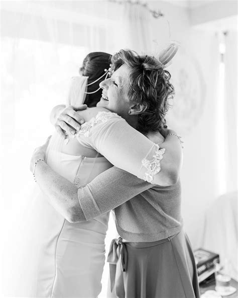 Every Mother Deserves To Hug Her Daughter On Her Wedding Day ️ Wedding Photos Wedding Day Hug