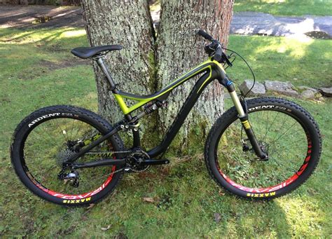 New for 2013 there are no significant changes for 2013. 2013 Custom Specialized Stumpjumper EVO 26 (Large) For Sale