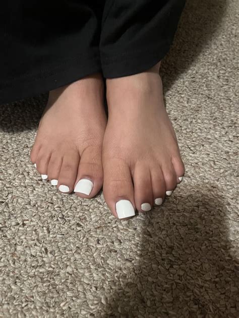 Puerto Rican White Toes R Whitetoes
