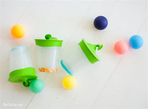 Si estás practicando las tablas con tus hijos, coge el bubble pop, un papel y un rotulador. 15 Juegos divertidos para jugar en casa | Más Chicos