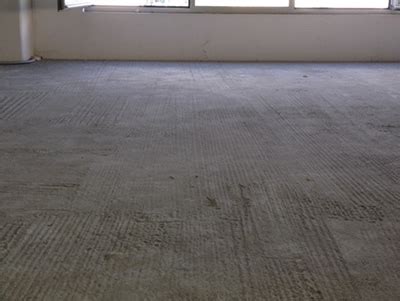 Questo per la sua capacità insomma se volete un'idea precisa su quanto vi può venire a costare un pavimento in cemento, il mio consiglio è di fare un sopralluogo con una ditta. Come trasformare un massetto in calcestruzzo grezzo in un ...