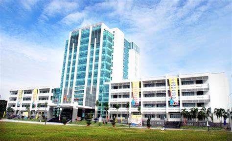 Chương trình đào tạo ngành sư phạm kỹ thuật kỹ thuật công nghiệp trình độ đại học nhằm đào tạo ra những giáo viên trình độ cử nhân khoa học có đủ năng lực chuyên môn và nghiệp vụ sư phạm để đáp ứng các yêu cầu đổi mới của giáo dục trung học phổ thông; Cảm nhận học viên về Đại học Sư phạm kỹ thuật TP.HCM
