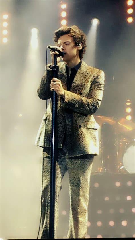 harry on stage tonight london uk april 12 2018 harry styles live harry styles harry styles