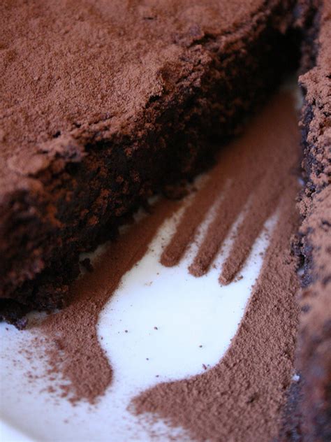 Scopri su cucchiaio d'argento le ricette di compleanno: Torta al cioccolato senza burro Bimby TM31 | TM5