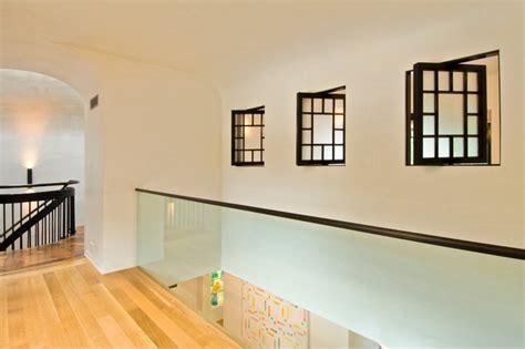 Glass Interior Wall And Pivoting Interior Windows Contemporain