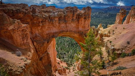 Natural Rock Bridge Bryce Canyon National Park Utah