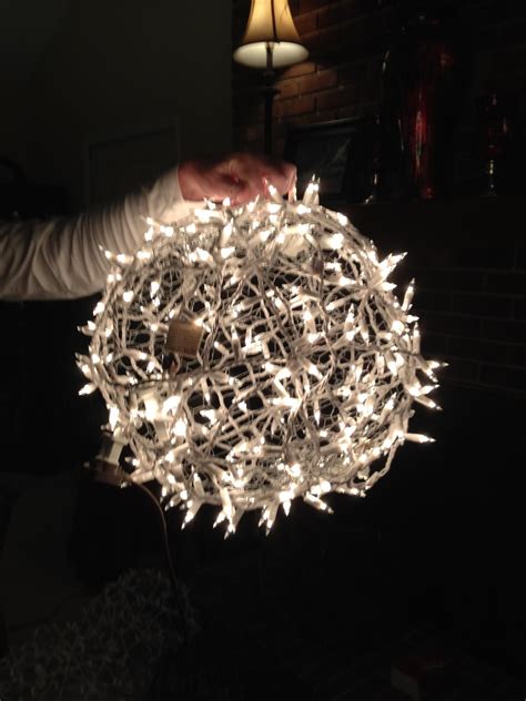 15 Best Hanging Outdoor Christmas Tree Lights