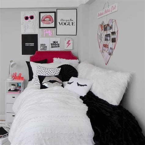 College Dorm Room Decor Girls Dorm Room Cute Dorm Rooms Edgy Dorm Room Ideas Edgy Room Ideas