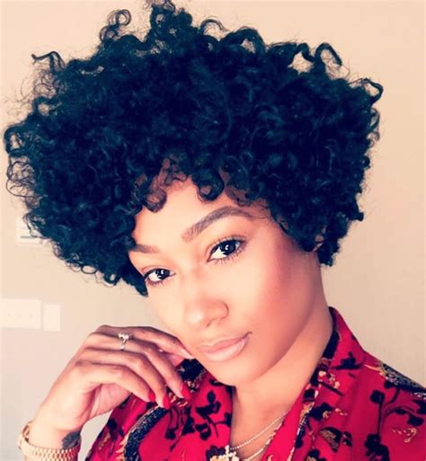 The Shape Of Her Fro Is So Beautiful Luvcrystalrenee