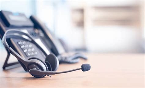The 6 Best Call Centre Phone Systems For 2024 Startups