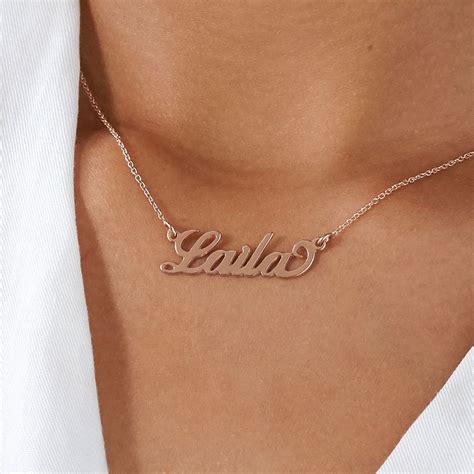 carrie style cursive name necklace rose gold mynamenecklace