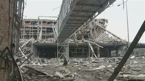 Cnn Goes Inside Destroyed Ukrainian Airport Cnn Video