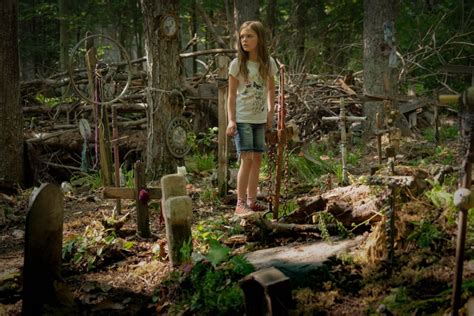 Photos Review Pet Sematary Isnt Quite Dead On Arrival But Needs