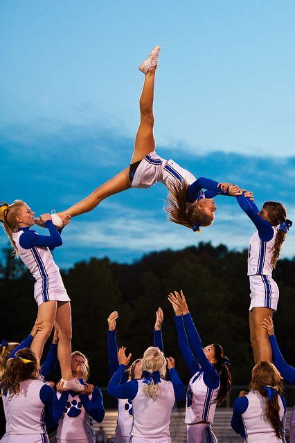 High School Cheerleading Stunts Cool Cheer Stunts Cheerleading Photos