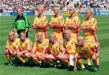 Prezentare echipe si jucatori, noutati. Soccer, football or whatever: Romania Greatest all-time team