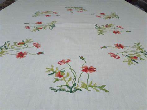 Rectangular Vintage Embroidered Tablecloth Linen White Tablecloth Old