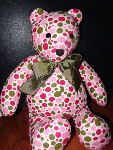 Instructions and patterns for how to make your own teddy bears. Memory Bears :: This is amazing!! She takes clothing from ...