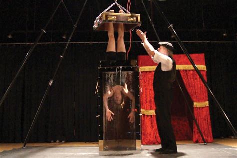Harry Houdini S Chinese Water Torture Cell On March Flickr