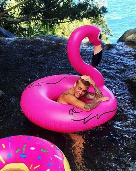 Justin Bieber Chilling In His Flamingo Pool Float Justin Bieber Imagines Justin Bieber I