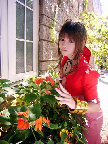 Aeris Cosplay From Final Fantasy Vii Visit Cosfantasyawar