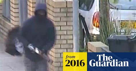 Police Release Cctv Footage Of Shotgun Attack In Brixton Gun Crime The Guardian