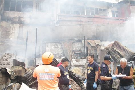 Cebu City Fire Claims Life Of A 14 Year Old Girl Razes 32 Houses