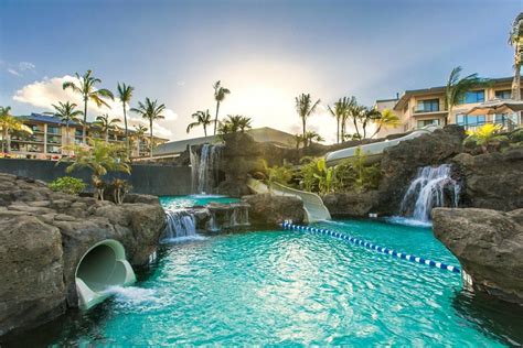 The 9 Best Hotel Pools In Hawaii For Families Hawaii Pools For Kids