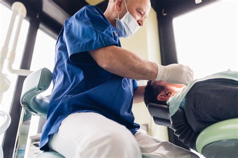 During this waiting period, the insurance company won't pay a dime for these types of procedures. How Does a Dental Insurance Waiting Period Work?
