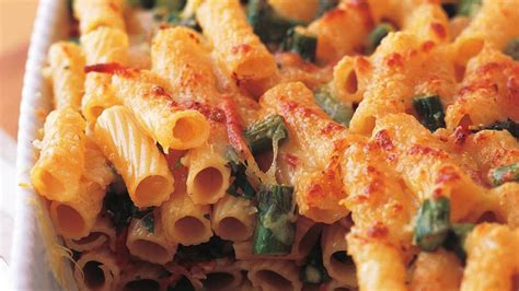Asparagus Bacon And Parmesan Tortiglioni Recipe 9kitchen