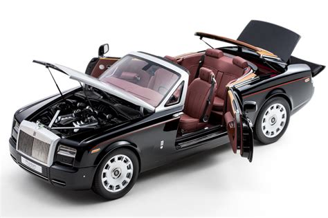 112 Kyosho Rolls Royce Phantom Drophead Coupe Black W Lights