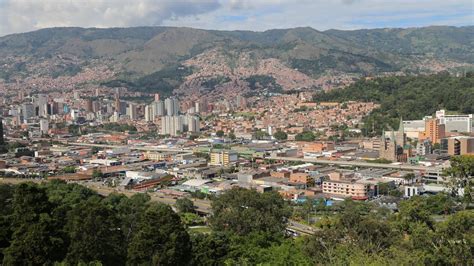Los Barrios De Medellín Y Bello Que Tendrán Cortes De Agua Este Martes