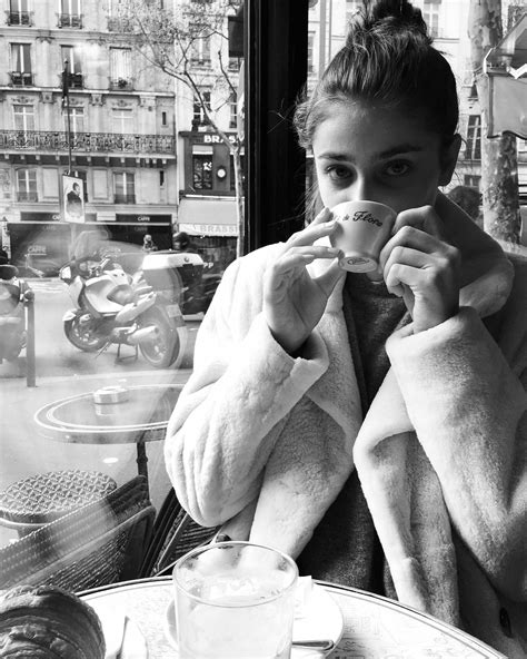 24 Hours In The Life Of Taylor Hill At Paris Fashion Week Taylor