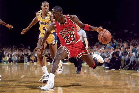 Come La Firma Di Michael Jordan Con Nike Ha Cambiato La Storia Outpump