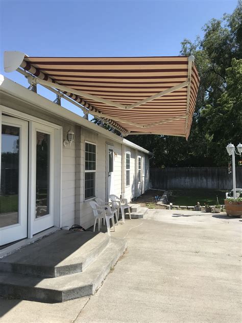 Motorized Retractable Awning With Climate Sensor Northwest Shade Co