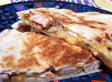 Since then, i've been trying out different dishes from mexican cuisine, but this one is still my favorite. Taco Bell Chicken Quesadillas Light Version) Recipe - Food.com