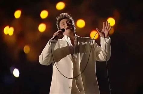 Video Kd Lang Sings Leonard Cohens Hallelujah At Opening Of 2010 Vancouver Olympics