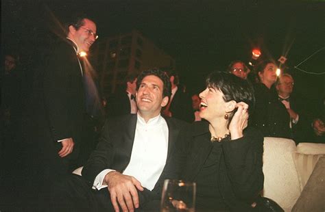 If we talk of the siblings of christiane. CNN's Christiane Amanpour and Jamie Rubin divorcing ...