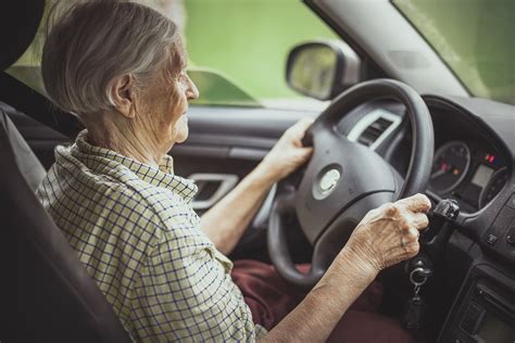 Automobil Senioren Sollten Senioren Bis Ins Hohe Alter Auto Fahren Detektor Fm Das