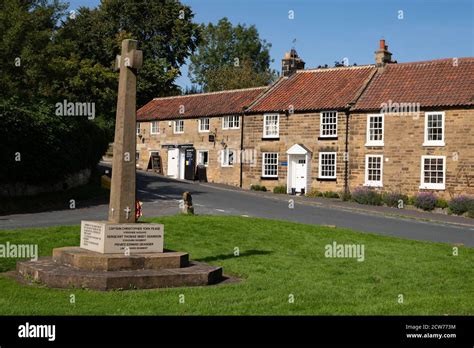 Ingleby Cross Hi Res Stock Photography And Images Alamy