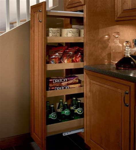Warren, ohio's masco cabinetry outlet is for shoppers in the latter group. very nice pantry for small space | Kitchen innovation ...