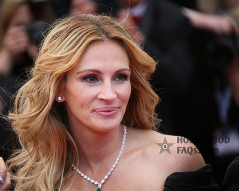 julia roberts named world s most beautiful woman 2017 for fifth time